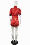 Красное модное повседневное платье-рубашка с отложным воротником и принтом