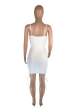 Белое модное сексуальное однотонное платье с выдолбленным ремешком без рукавов на тонких бретелях