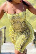 Robes de jupe enveloppées à bretelles spaghetti en patchwork imprimé sexy jaune