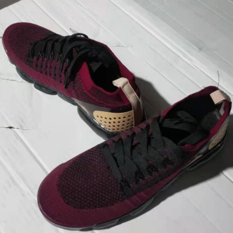 

Burgundy Street Sportswear Split Joint Closed Sport Running Shoes