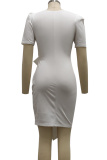 Vestidos de vestido irregular branco casual patchwork sólido com decote em v