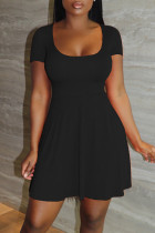 Schwarze, modische, lässige, solide Basic-Kleider mit O-Ausschnitt und kurzen Ärmeln in A-Linie