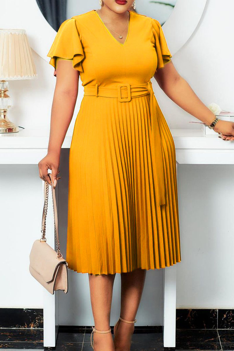 

Yellow Elegant Solid Patchwork V Neck Pleated Plus Size Dresses