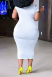 Weißes, modisches, lässiges Plus-Size-Letter-Print-Kleid mit zerrissenem O-Ausschnitt und kurzen Ärmeln
