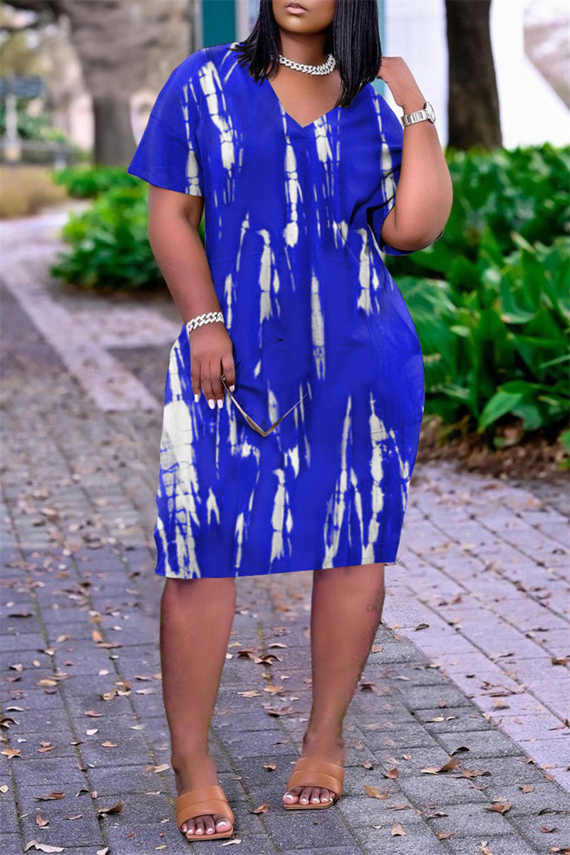 

Blue Fashion Casual Plus Size Print Basic V Neck Short Sleeve Dress