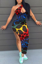 Farbe Mode Sexy Print Ausgehöhltes rückenfreies ärmelloses Kleid mit einer Schulter