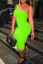 蛍光グリーンファッションセクシーなソリッドバックレスワンショルダーノースリーブドレス