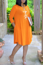 オレンジファッションカジュアルプリントベーシックOネック長袖ワンピース
