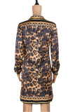 Abito a camicia a maniche lunghe con colletto alla rovescia e stampa casual alla moda con stampa leopardata