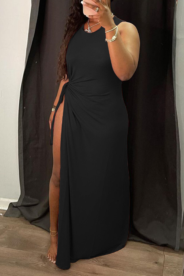 Черное сексуальное однотонное платье с высоким вырезом и круглым вырезом