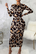 Bandagem estampada casual com estampa de leopardo patchwork decote em V vestidos evasê