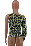 Tops de cintura media con cuello en O asimétrico de leopardo con estampado casual de moda verde