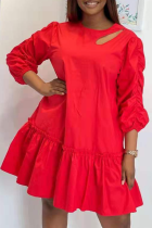 Красные повседневные однотонные платья-юбки с оборками и круглым вырезом