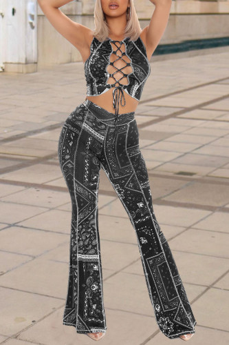 Black Sexy Print Hollowed Out Patchwork Frenulum O Neck Sleeveless Two Pieces (Contain The Scarf)