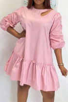 ピンクカジュアルソリッドフラウンスOネックケーキスカートドレス
