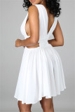 Witte sexy casual effen uitgeholde rugloze mouwloze jurk met v-hals