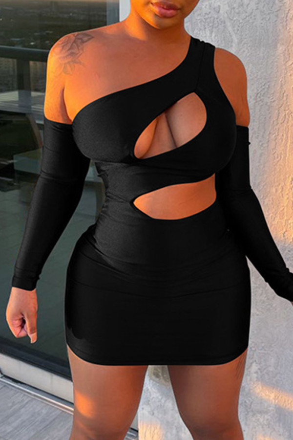 Schwarze Mode Sexy Solide Ausgehöhlte Rückenfreie One-Shoulder-Langarmkleider