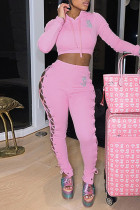 ピンクのファッションカジュアルプリント包帯くり抜かれたフード付きの襟長袖XNUMXピース