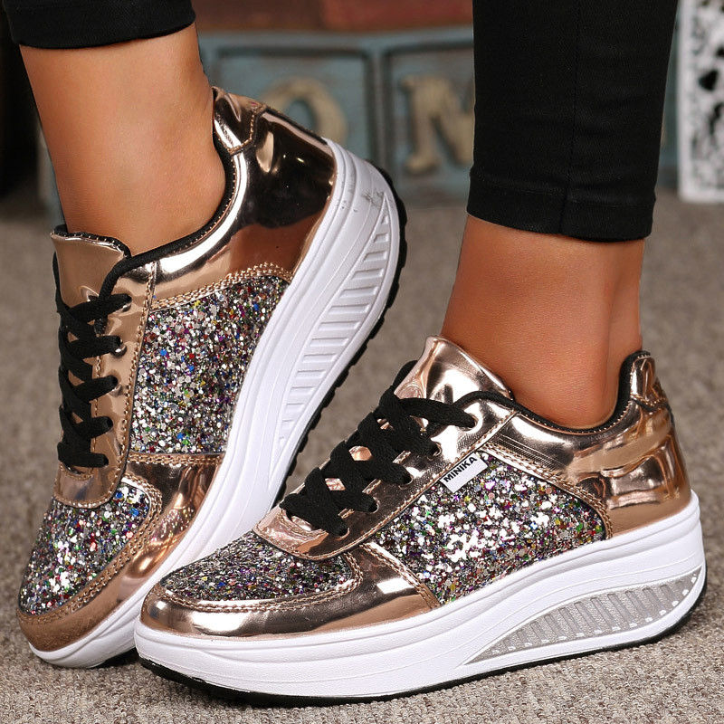 

Gold Fashion Casual Split Joint Out Door Shoes