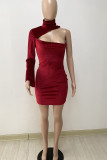 赤いセクシーな無地中空アウト パッチワーク非対称タートルネック ペンシル スカート ドレス