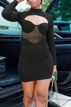 Negro Sexy Sólido Ahuecado Patchwork Transparente Medio cuello alto Una línea Vestidos