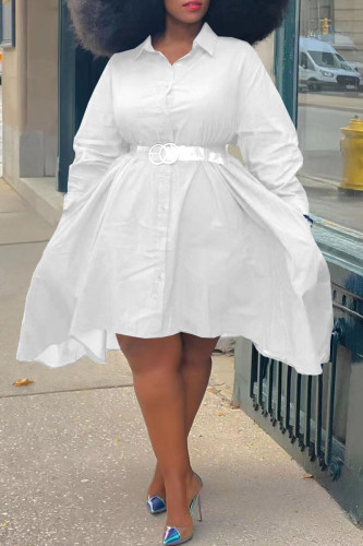 Col de chemise asymétrique uni décontracté blanc une ligne robes de grande taille (sans ceinture)