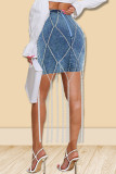 Faldas de mezclilla regular con cadenas de patchwork sólido casual azul