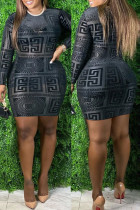 Schwarze Mode Sexy Print Durchsichtige O-Ausschnitt Langarm Kleider in Übergröße
