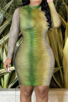 Vestidos de manga larga con cuello en O transparentes con estampado sexy de moda verde