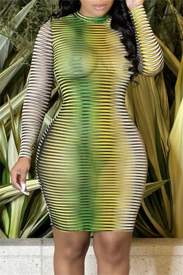 Grönt mode sexigt tryck genomskinliga o-halsade långärmade klänningar