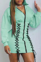 ライトグリーンファッションカジュアル固体包帯パッチワークフード付き襟長袖ドレス
