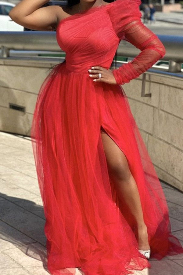 Vestidos de talla grande de manga larga con cuello oblicuo y abertura sin espalda sólida sexy de moda roja