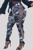 Graue, modische, lässige Camouflage-Print-Bandage, ausgehöhlte, normale Hose mit hoher Taille