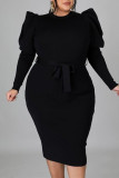 Vestidos casuais de moda pretos sólidos com cinto O pescoço manga longa plus size