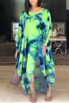 Grünes, lässiges Batik-Patchwork-Kleid mit asymmetrischem O-Ausschnitt und unregelmäßigem Print