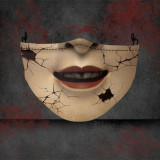 Hellgraue Patchwork-Maske mit modischem, lässigem Druck
