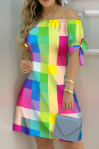 Vestidos de vestido de manga curta com estampa casual de moda multicolorida fora do ombro