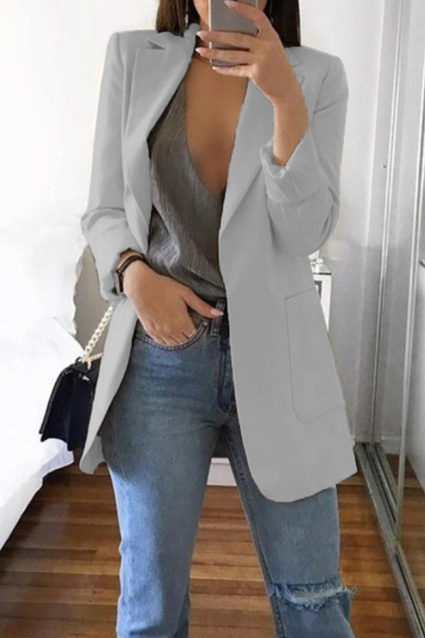 Серый повседневный пиджак с длинными рукавами