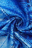 Colarinho de abertura de retalhos com estampa sexy azul com babados plus size duas peças