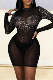 Schwarze Mode Sexy Patchwork Hot Drilling Durchsichtige Kleider mit halbem Rollkragen und langen Ärmeln