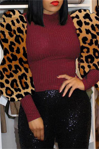 Бордовые модные повседневные топы с леопардовым принтом в стиле пэчворк и круглым вырезом