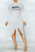 Weiße, sexy bedruckte Patchwork-Kleider mit halbem Rollkragen und unregelmäßigem Kleid