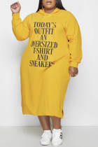 Желтые модные повседневные платья с буквенным принтом и воротником с капюшоном и длинными рукавами больших размеров