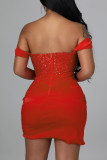 Vestido de lantejoulas de retalhos sexy moda vermelha sem costas fora do ombro vestido irregular