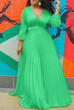 Vestidos plissados ​​casuais moda verde com cinto decote em v