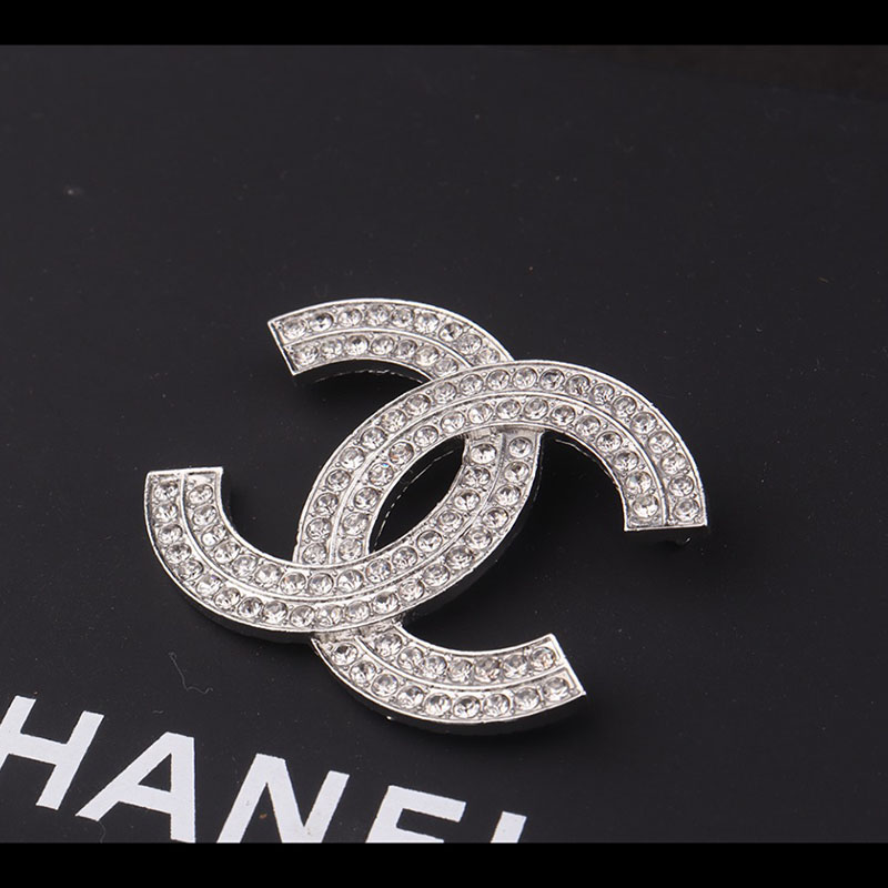 

Silver Fashion Simplicity Letter Hot Drill Brooch
