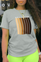 Camisetas con cuello en O de patchwork con estampado de base de moda gris