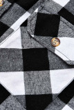 Top con colletto rovesciato con fibbia patchwork con stampa scozzese casual in bianco e nero