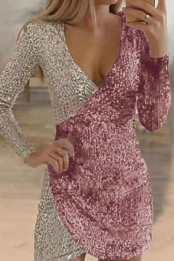 ピンクのセクシーなソリッドスパンコールパッチワーク非対称Vネックワンステップスカートドレス