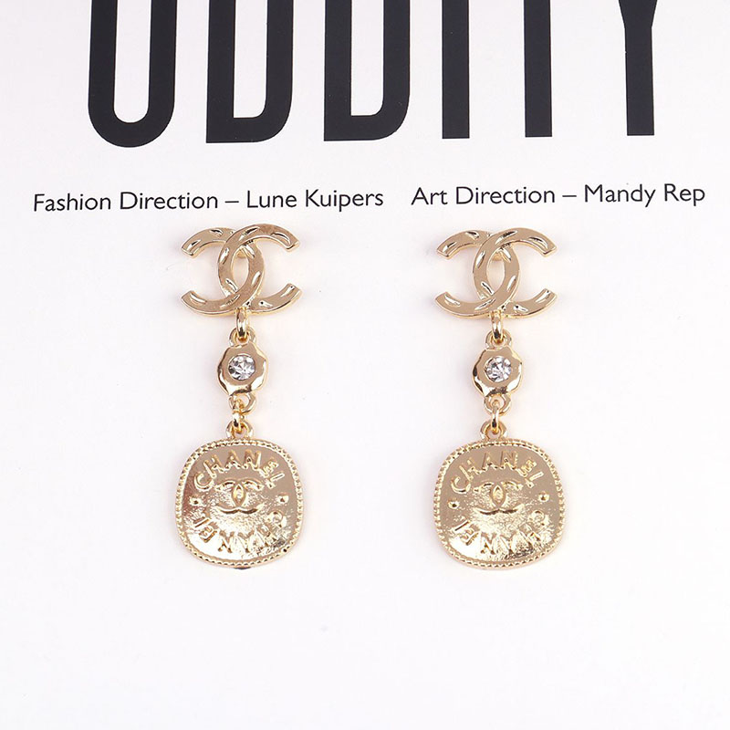 

Gold Fashion Street Patchwork Earrings